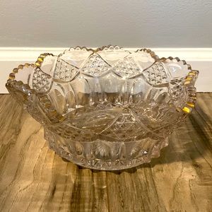 Cut glass bowl with scalloped top